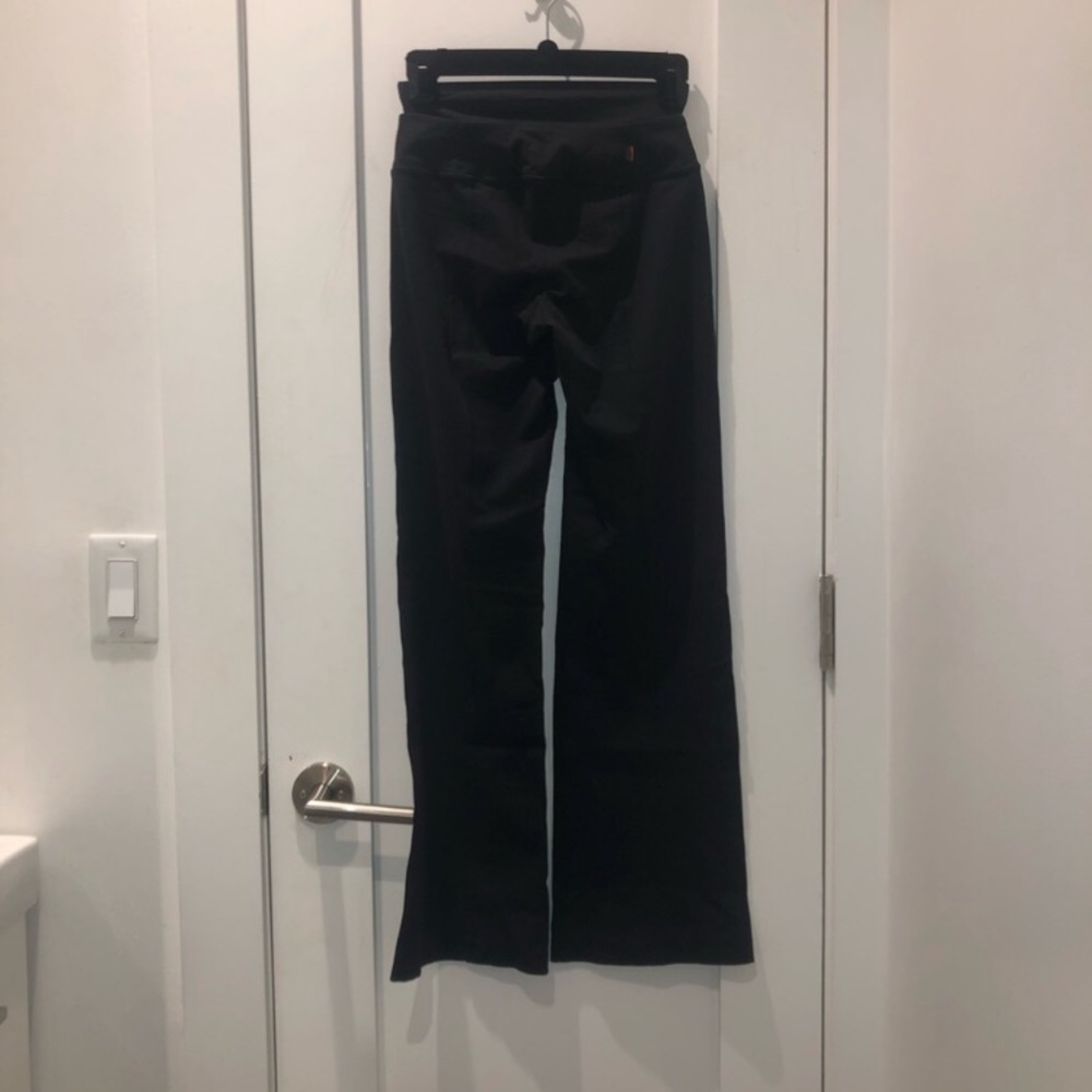 Spanx Active Bagel-Booster Yoga Pant - Picture 3 of 3